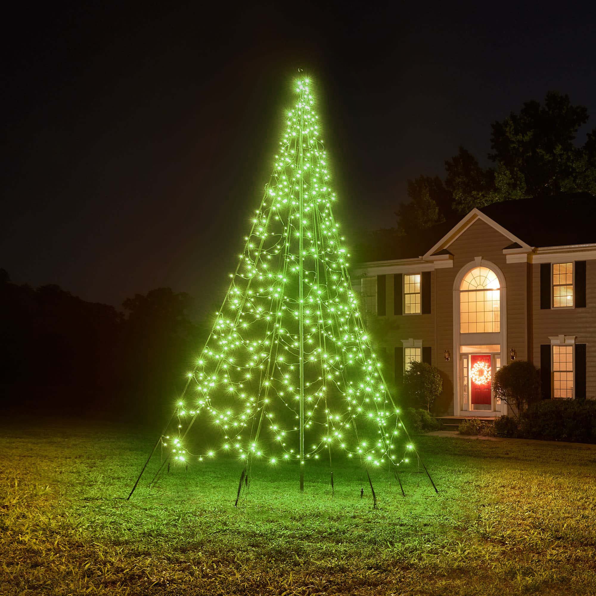 Energy-efficient LED holiday lighting in Austin