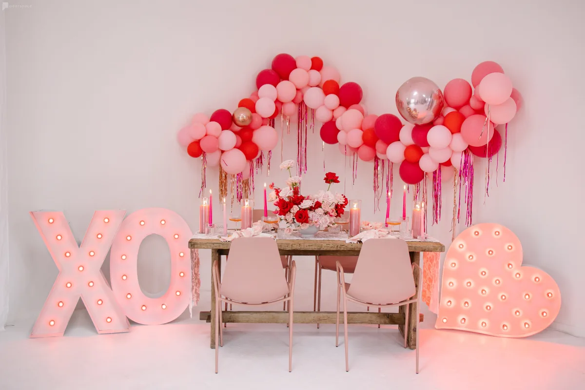 Heart-shaped lighting display